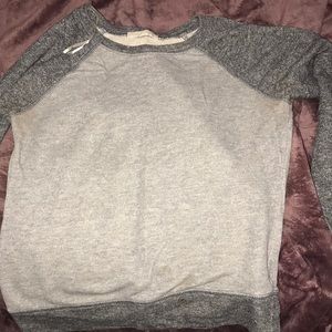 Gray sweatshirt